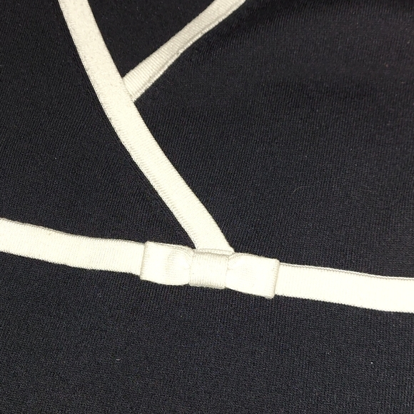 NY & Co Black and White Shirt with Bow Detail Large - Picture 2 of 3